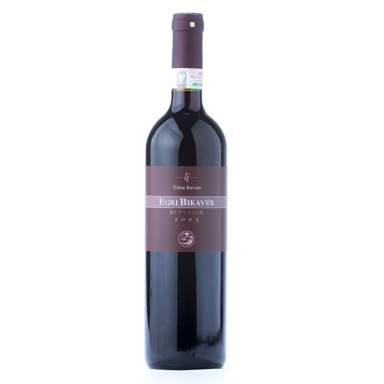 Vin Rosu Sec Toth Istvan Sange De Taur 2005